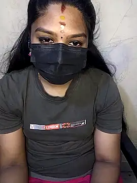 Snapshot of Tamil_Attitude_queen chatting on 09/12/25, 06:24 Tamil Attitude queen online show from 09/12/25, 06:24