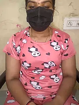 Snapshot of Tamil_Attitude_queen chatting on 11/01/25, 07:38 Tamil Attitude queen online show from 11/01/25, 07:38