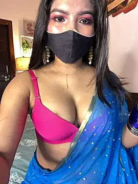 Snapshot of angelicdevil_789 chatting on 11/08/25, 10:04 angelicdevil 789 online show from 11/08/25, 10:04