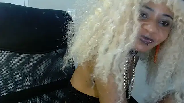 QueenpatieX online show from 02/22/26, 02:48