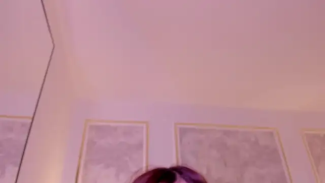 Snapshot of doll_eyees_ chatting on 09/19/25, 02:35 doll eyees online show from 09/19/25, 02:35