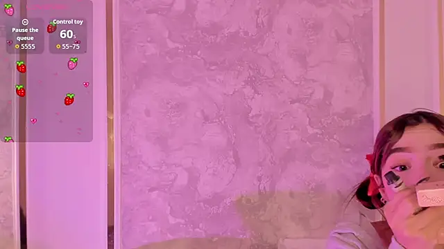 Snapshot of doll_eyees_ chatting on 10/30/25, 02:24 doll eyees online show from 10/30/25, 02:24