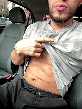 Snapshot of Thiago_Hill chatting on 09/18/25, 07:16 Thiago Hill online show from 09/18/25, 07:16