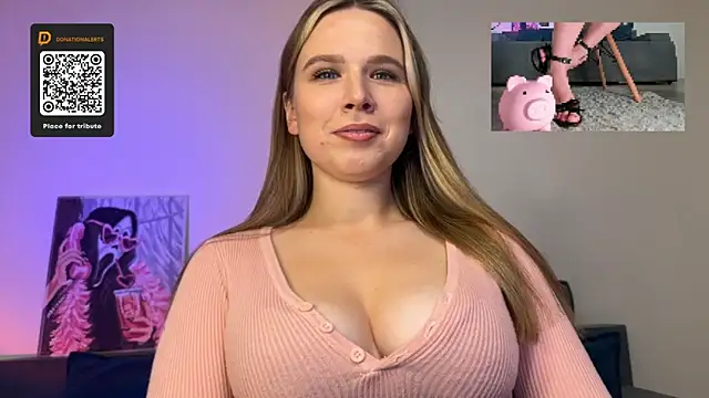 Snapshot of GoddessRoss chatting on 10/29/25, 05:25 GoddessRoss online show from 10/29/25, 05:25