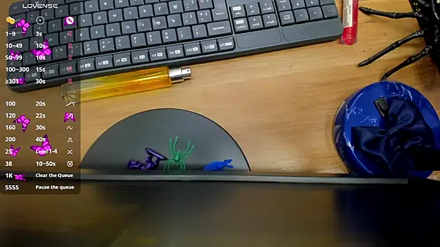 venus cortez online show from 10/21/25, 05:46