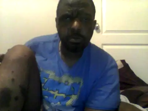 Snapshot of ahoskieguy chatting on 12/17/24, 08:01 ahoskieguy online show from 12/17/24, 08:01