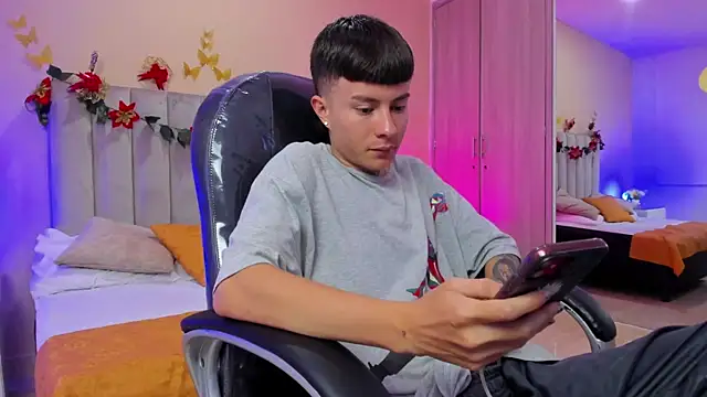 Nascary Fox online show from 01/05/26, 07:17