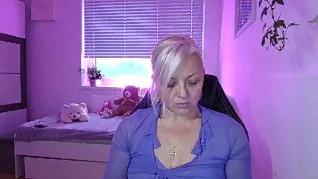 Linsy Kim online show from 11/20/25, 06:46