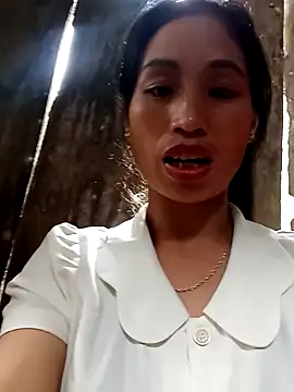 Snapshot of misa_00 chatting on 10/03/25, 07:49 misa 00 online show from 10/03/25, 07:49