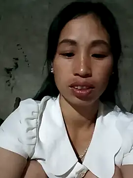 Snapshot of misa_00 chatting on 10/03/25, 09:23 misa 00 online show from 10/03/25, 09:23