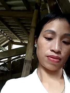 Snapshot of misa_00 chatting on 10/04/25, 09:29 misa 00 online show from 10/04/25, 09:29