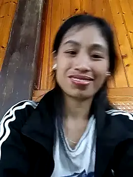 Snapshot of misa_00 chatting on 10/06/25, 09:51 misa 00 online show from 10/06/25, 09:51