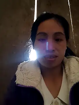 Snapshot of misa_00 chatting on 11/19/25, 05:18 misa 00 online show from 11/19/25, 05:18