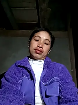 Snapshot of misa_00 chatting on 12/15/25, 12:31 misa 00 online show from 12/15/25, 12:31