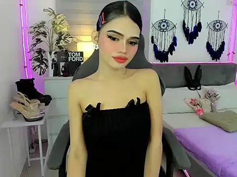 tstoni talks online show from 11/08/25, 10:15