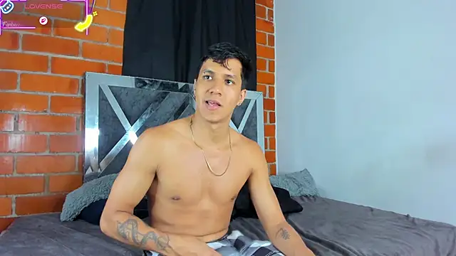 Robertmiller21 online show from 02/06/26, 01:43