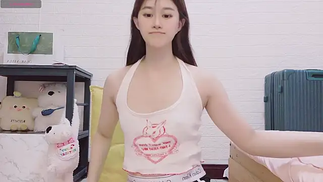 Snapshot of marina-cutegirll chatting on 09/25/25, 09:02 marina-cutegirll online show from 09/25/25, 09:02