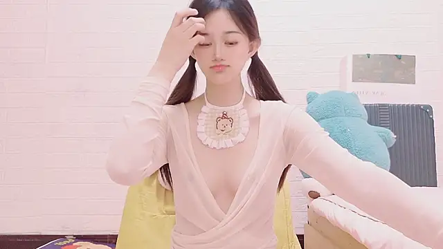 Snapshot of marina-cutegirll chatting on 01/13/26, 05:24 marina-cutegirll online show from 01/13/26, 05:24