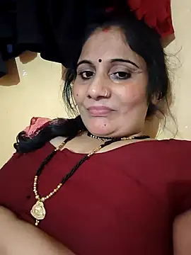 Snapshot of Rakhi99x chatting on 09/21/25, 06:31 Rakhi99x online show from 09/21/25, 06:31