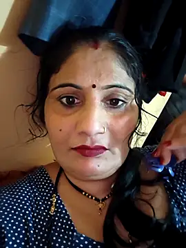 Snapshot of Rakhi99x chatting on 10/02/25, 02:46 Rakhi99x online show from 10/02/25, 02:46