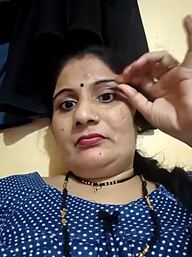 Snapshot of Rakhi99x chatting on 10/03/25, 05:10 Rakhi99x online show from 10/03/25, 05:10