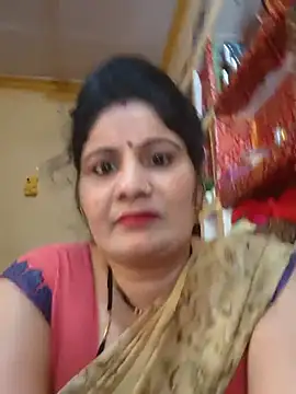 Snapshot of Rakhi99x chatting on 10/06/25, 10:02 Rakhi99x online show from 10/06/25, 10:02