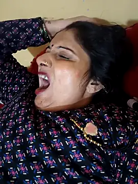 Snapshot of Rakhi99x chatting on 10/09/25, 05:22 Rakhi99x online show from 10/09/25, 05:22