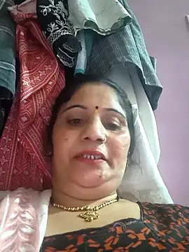 Snapshot of Rakhi99x chatting on 05/25/26, 08:20 Rakhi99x online show from 05/25/26, 08:20