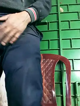 boyraj28 online show from 02/16/26, 07:54