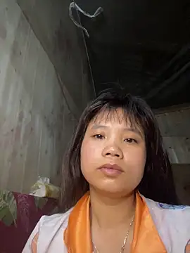 Ngoc-bbi online show from 04/06/26, 11:05