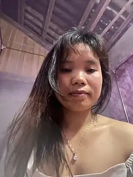 Snapshot of Ngoc-bbi chatting on 05/17/26, 04:25 Ngoc-bbi online show from 05/17/26, 04:25