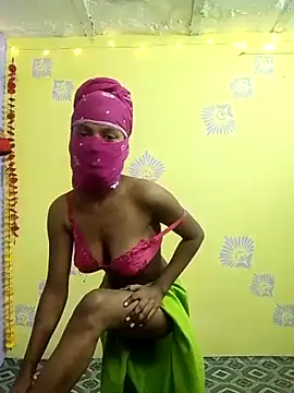 Cute-Rashmii online show from 10/15/25, 10:04