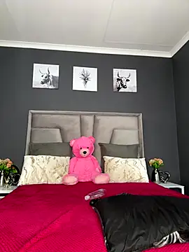 Ebony Warlock  online show from 12/21/25, 10:00