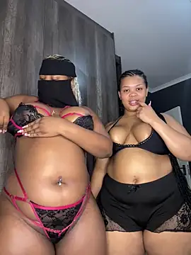 Ebony Warlock  online show from 03/05/26, 12:56