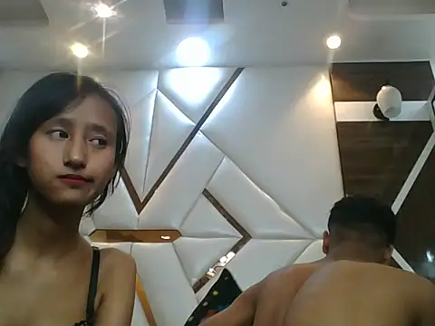 Snapshot of lily_9900 chatting on 10/12/25, 03:33 lily 9900 online show from 10/12/25, 03:33