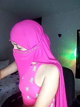 Snapshot of Eyad__H chatting on 11/04/25, 10:09 Eyad H online show from 11/04/25, 10:09