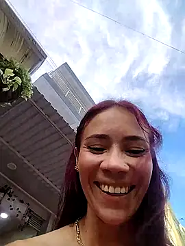 dulcelatin21 online show from 11/01/25, 09:50