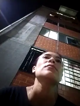 dulcelatin21 online show from 12/02/25, 02:06