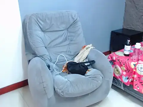 Snapshot of sanabeltits202cl chatting on 10/11/25, 03:17 sanabeltits202cl online show from 10/11/25, 03:17