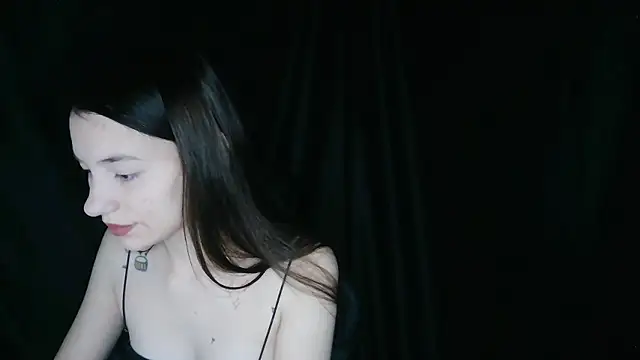 Snapshot of Liza-Kitty chatting on 09/13/25, 08:14 Liza-Kitty online show from 09/13/25, 08:14