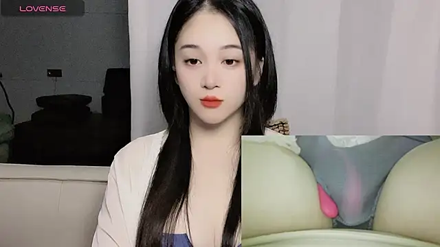 woaiqinqin online show from 10/17/25, 04:20