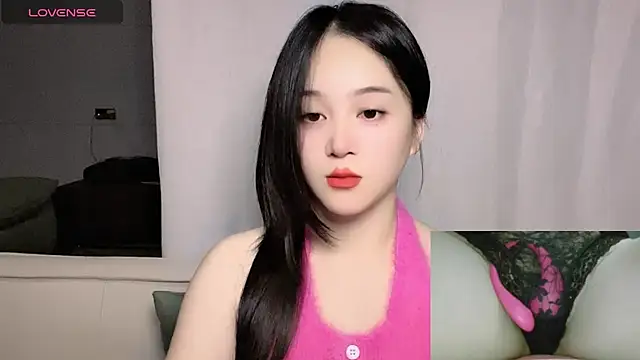 woaiqinqin online show from 11/08/25, 04:07