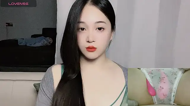 woaiqinqin online show from 12/15/25, 04:11