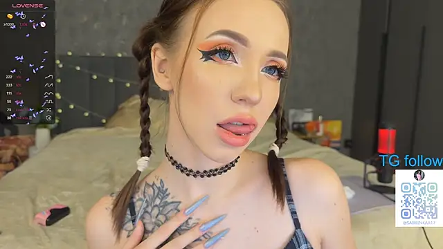 Snapshot of Sabi_Ryder2 chatting on 11/14/25, 11:24 Sabi Ryder2 online show from 11/14/25, 11:24