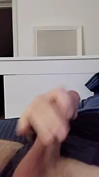 NewJoiner online show from 10/06/25, 08:28