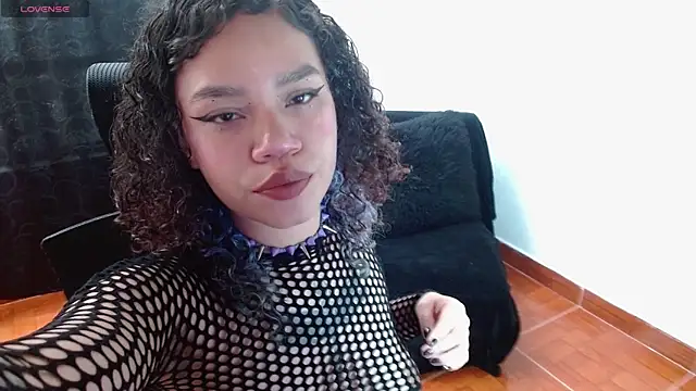 Canela s1 online show from 04/15/26, 09:26