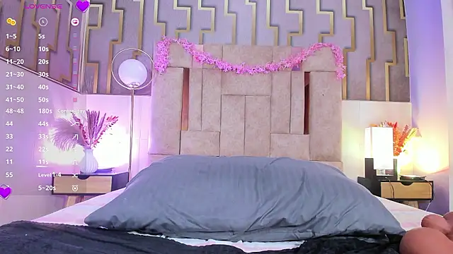 luna maisonn online show from 02/03/26, 06:40