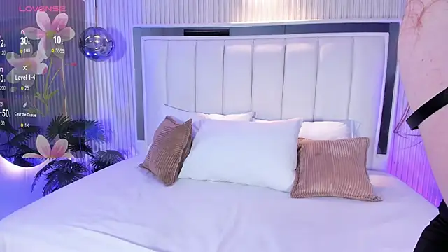 MariathLittle online show from 11/10/25, 06:29