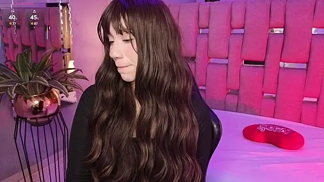 ZharaLux online show from 01/17/26, 12:32