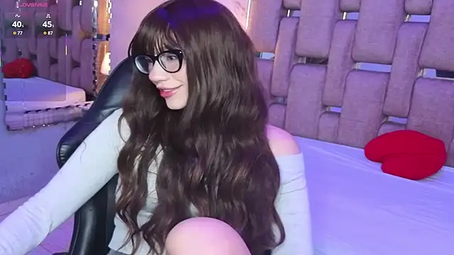 ZharaLux online show from 01/18/26, 12:42